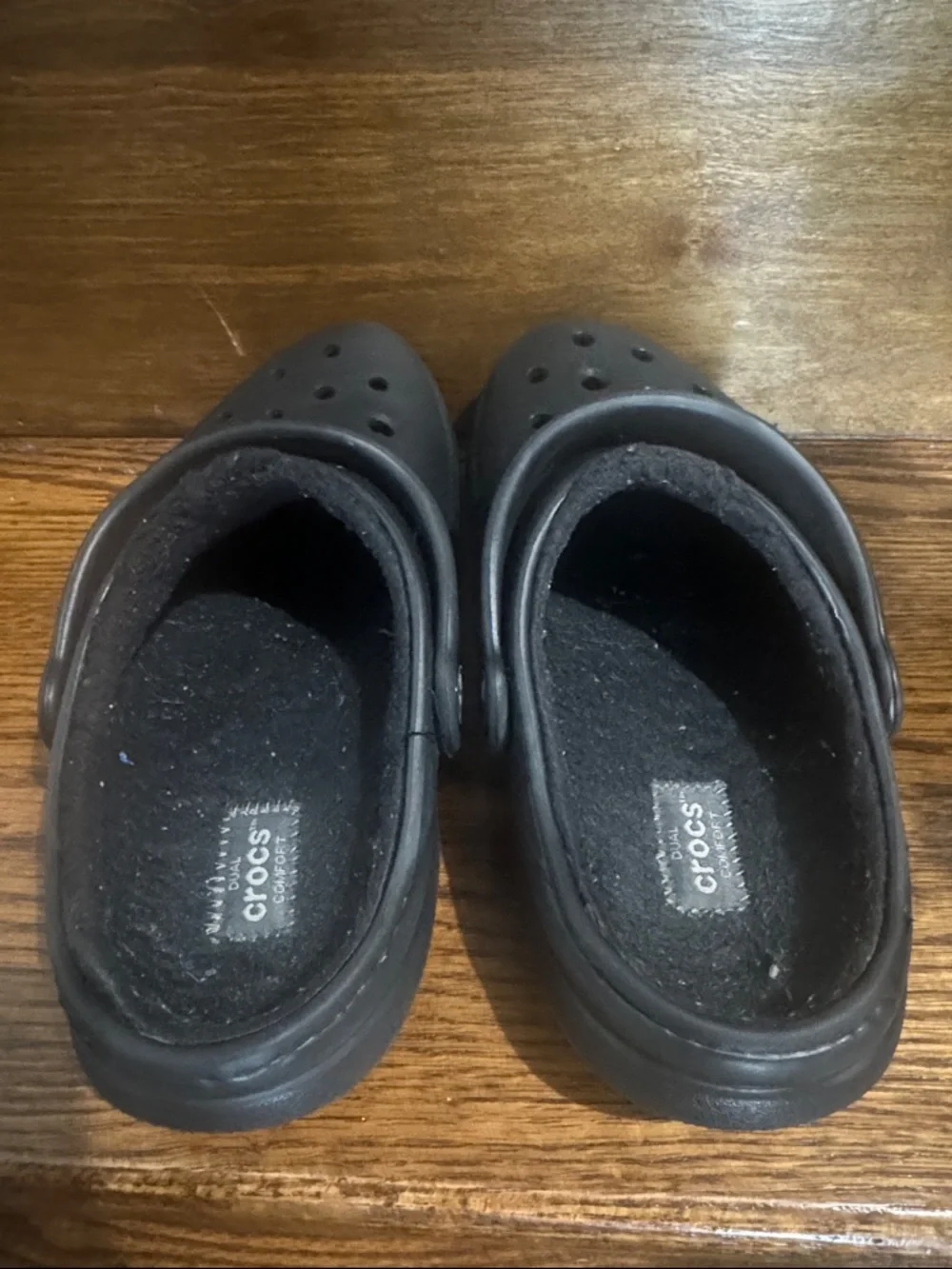 CROCS Kids Classic Clog with Fleece Lining - Black -J3